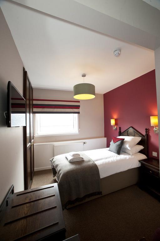 The Crown Inn Stornoway  Εξωτερικό φωτογραφία