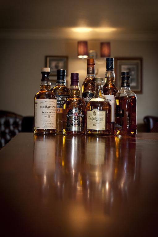 The Crown Inn Stornoway  Εξωτερικό φωτογραφία
