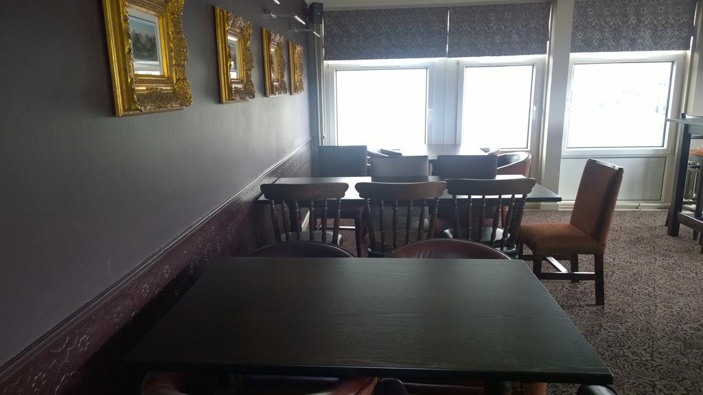 The Crown Inn Stornoway  Εξωτερικό φωτογραφία